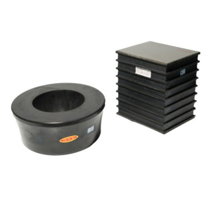 SS4系列牽引橡(xiang)膠堆、橡膠堆