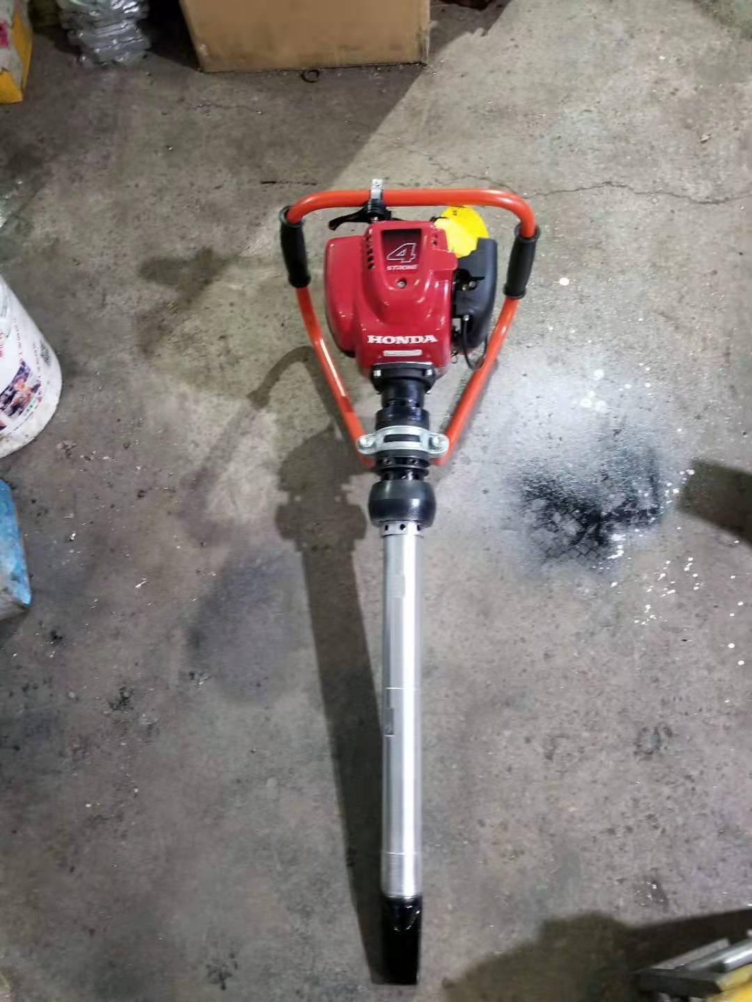 ND-4型手提(tí)式内燃搗固(gu)鎬