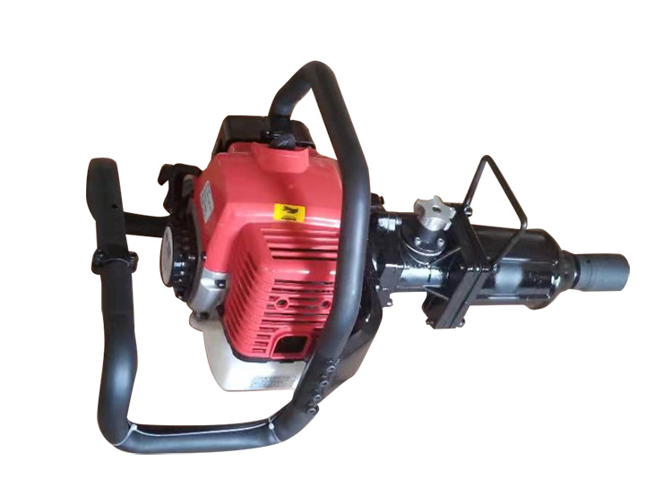 NLB-550型(xíng)手提式(shi)内燃螺(luo)栓扳手(shou) 