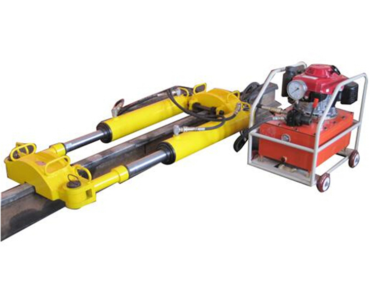 YLS-900型液(ye)壓鋼軌拉(lā)伸機