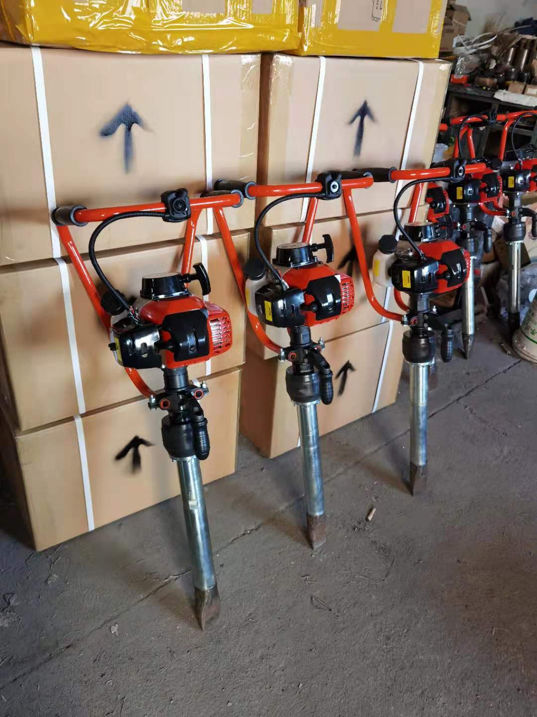 ND-4型(xíng)手提式(shi)内燃搗(dǎo)固鎬