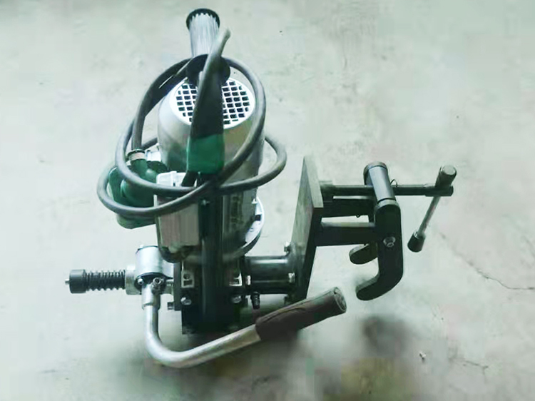 DZG-31型電(dian)動空心(xin)鋼軌鑽(zuan)孔機 