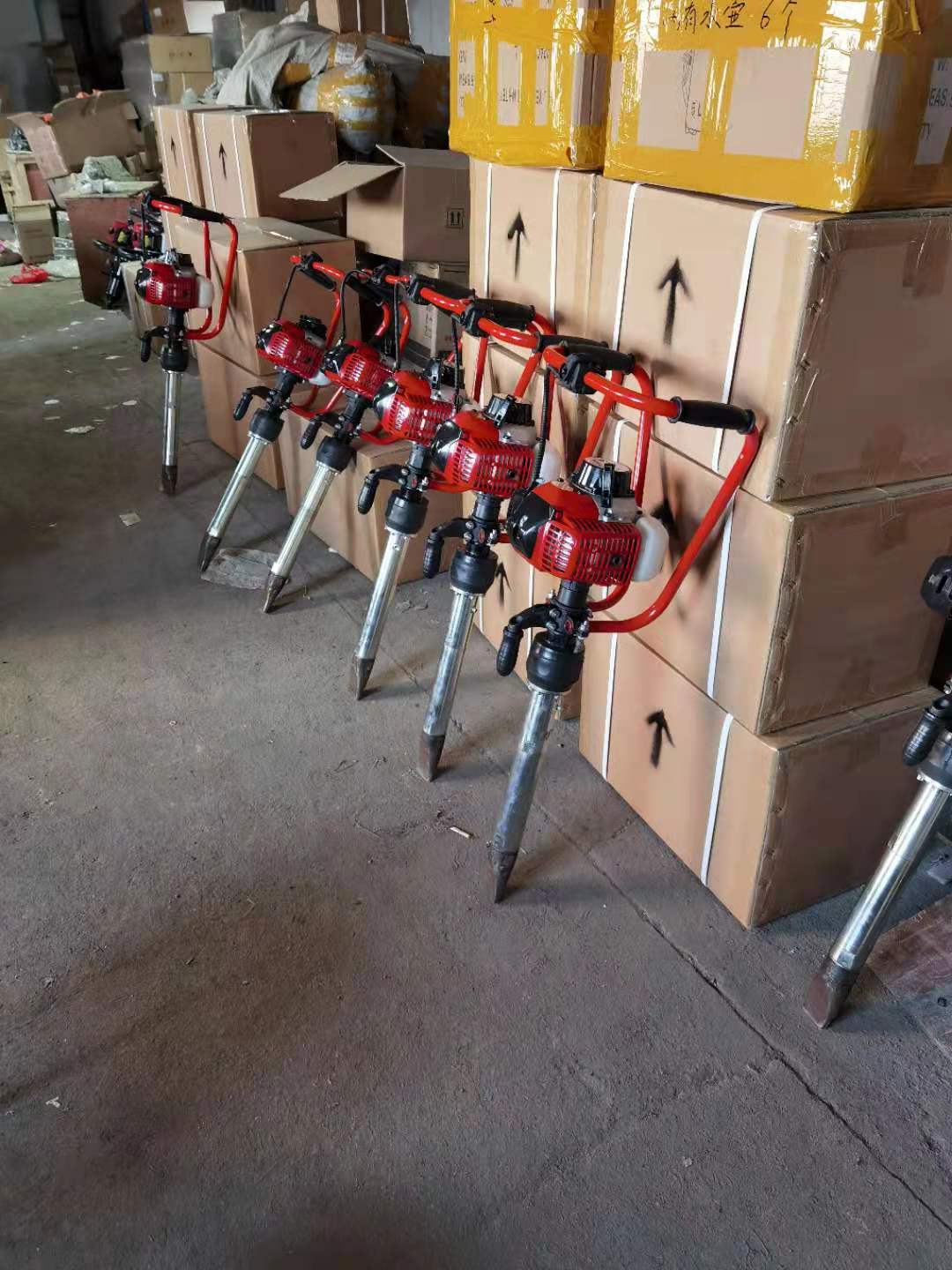 ND-4型手提式内(nei)燃搗固鎬 