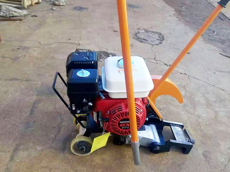 NQG-6.5II型内燃(rán)鋼軌鋸(jù)軌機